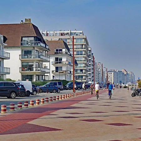 In With Sea View Apartment *