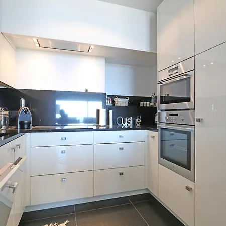Apartment In With Sea View *